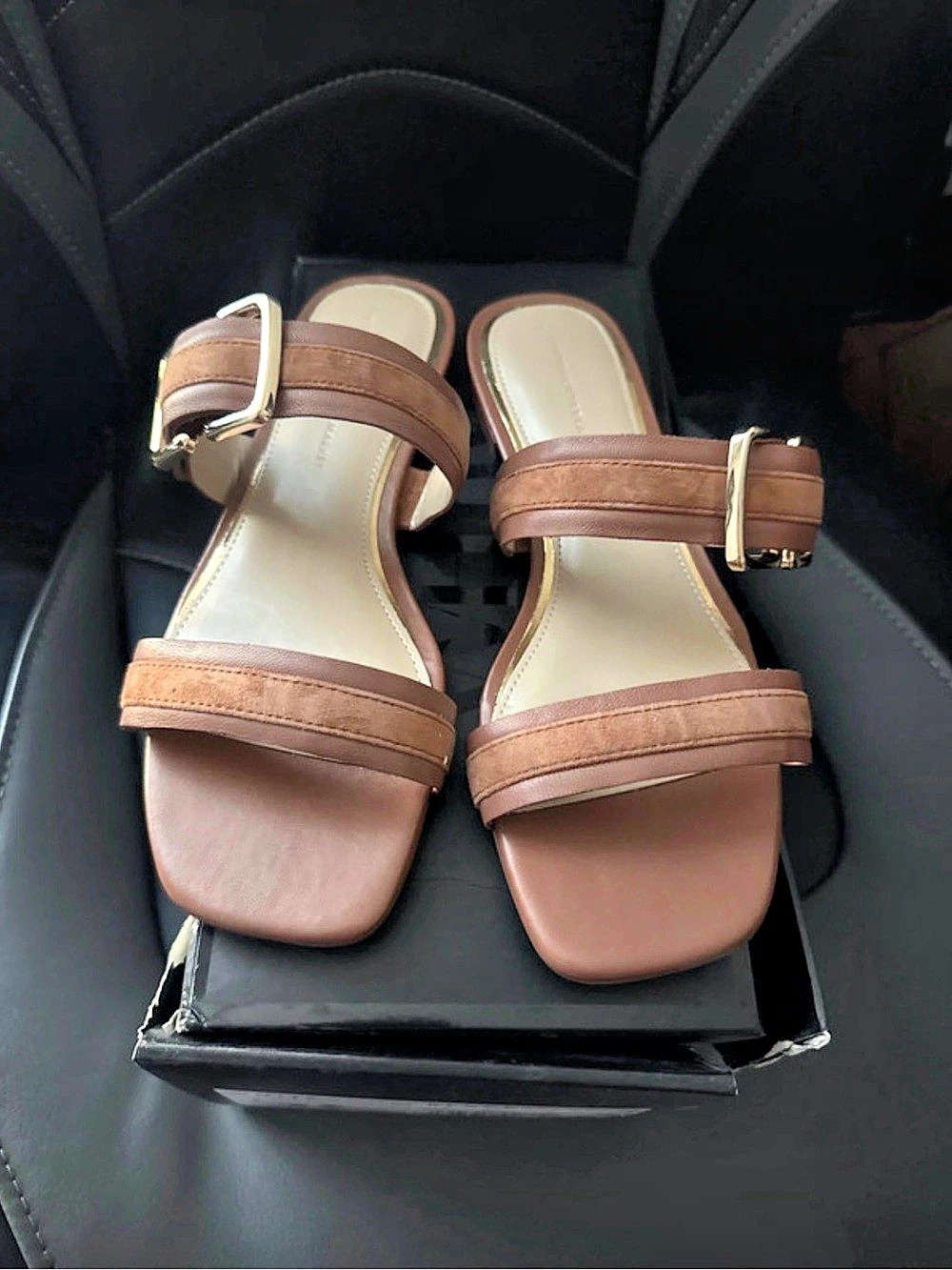 White House Black Market Gold Buckle Flat Sandal Brown Flat Sandals US 7